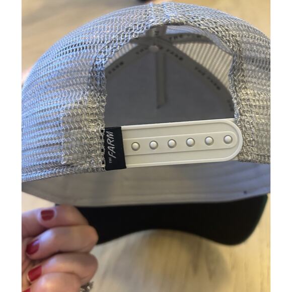 Goorin Bros TIGER The Farm Green Trucker HAT Big Cat Patch Snapback Wore Once - Picture 4 of 9